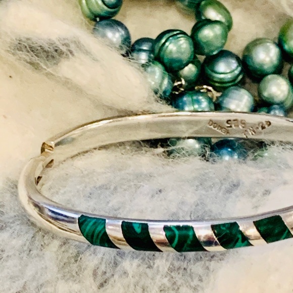 Silver and Malachite Bracelet - Picture 4 of 5